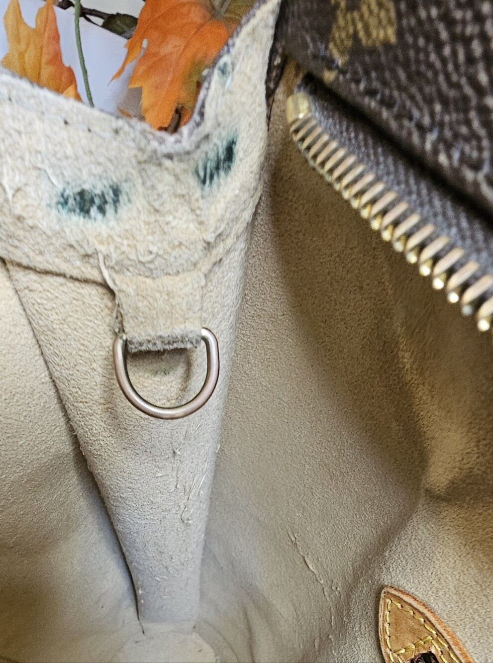 Louis Vuitton Babylone Tote Bag. - Picture 7 of 16
